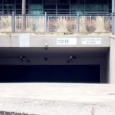 Lakefront Living Downtown Toronto - Free Parking, Gym, Indoor Pool מראה חיצוני תמונה